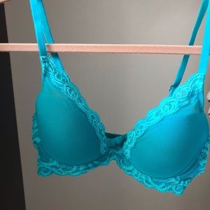 Natori Feathers Underwire Contour bra